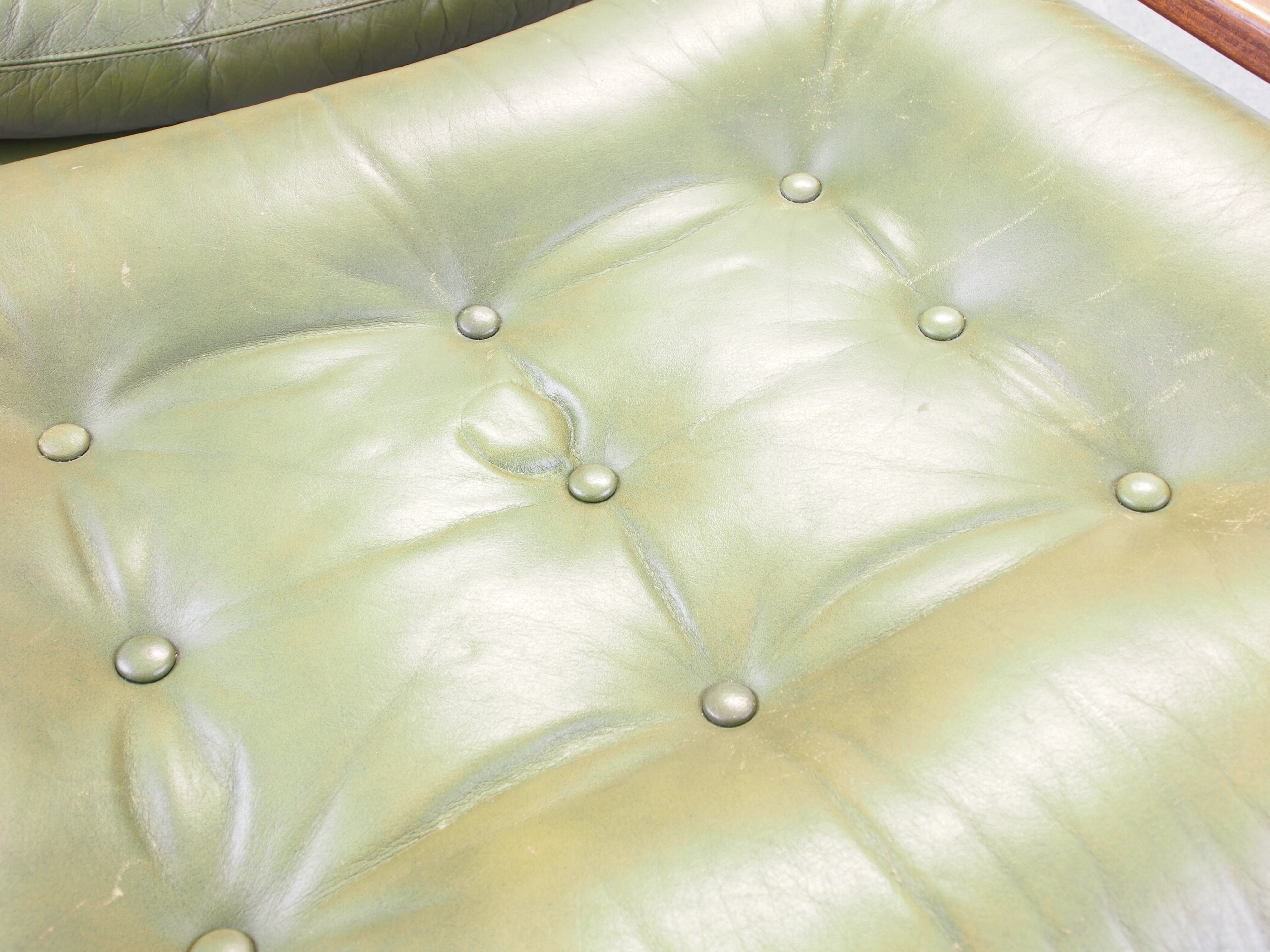 Vintage Scandinavian seventies G-møbel green leather lounge chair with ottoman