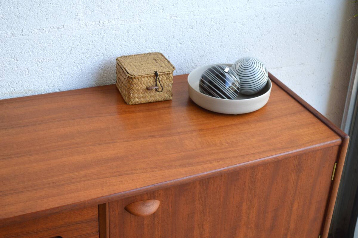 Scandinavian sideboard Younger Ltd 198 cm