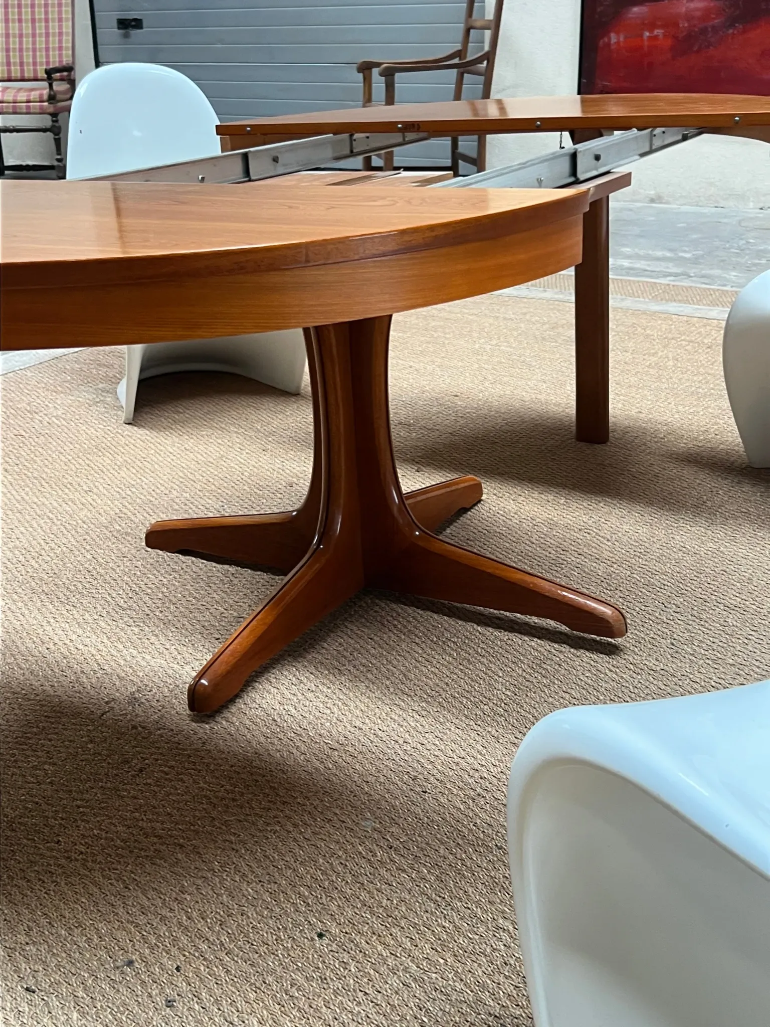 Scandinavian style Baumann table