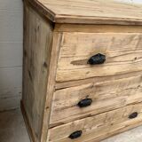 Workshop furniture from the early 20th century.