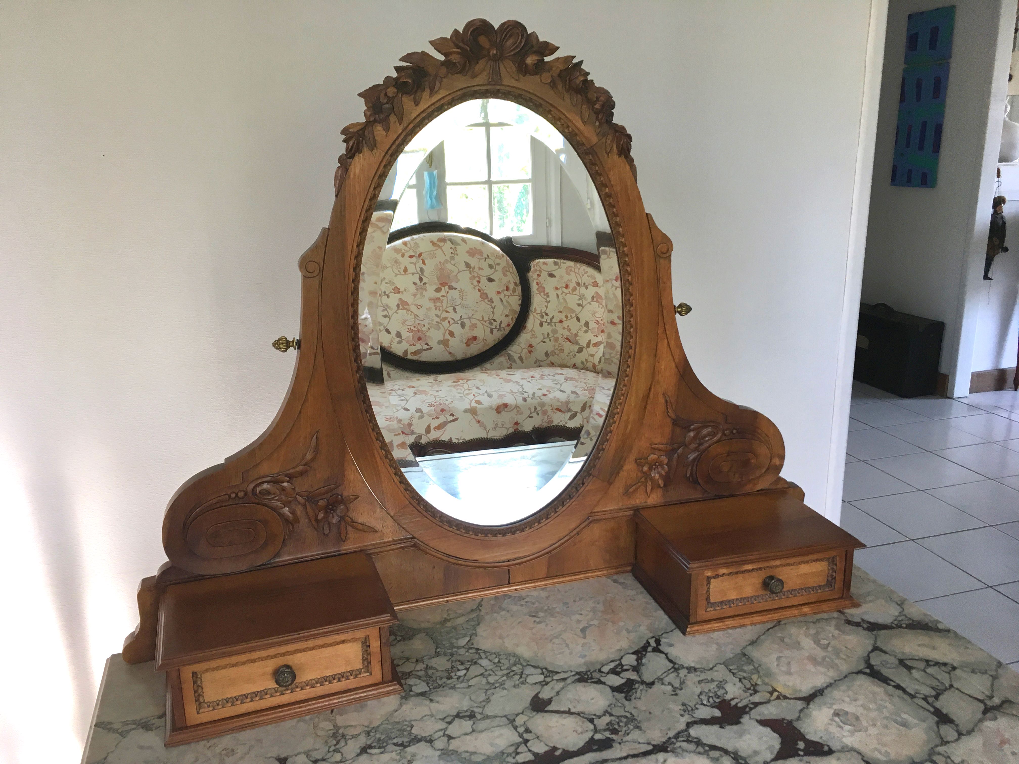 Coiffeuse années 50 bois sculpté et marbre