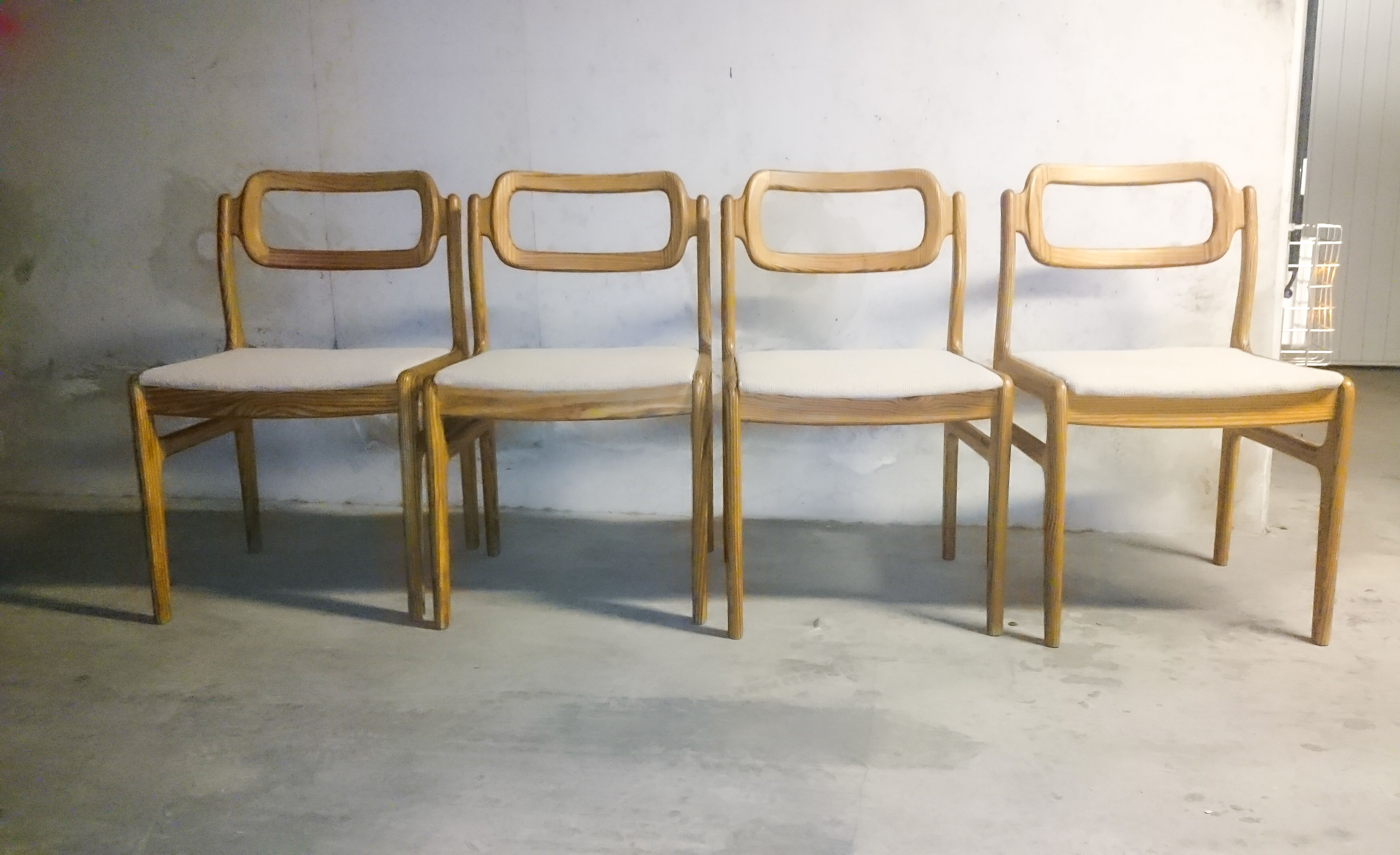 4 chairs by Johannes Andersen for Uldum Møbelfabrik, in pine, Scandinavian design, Denmark 1960's