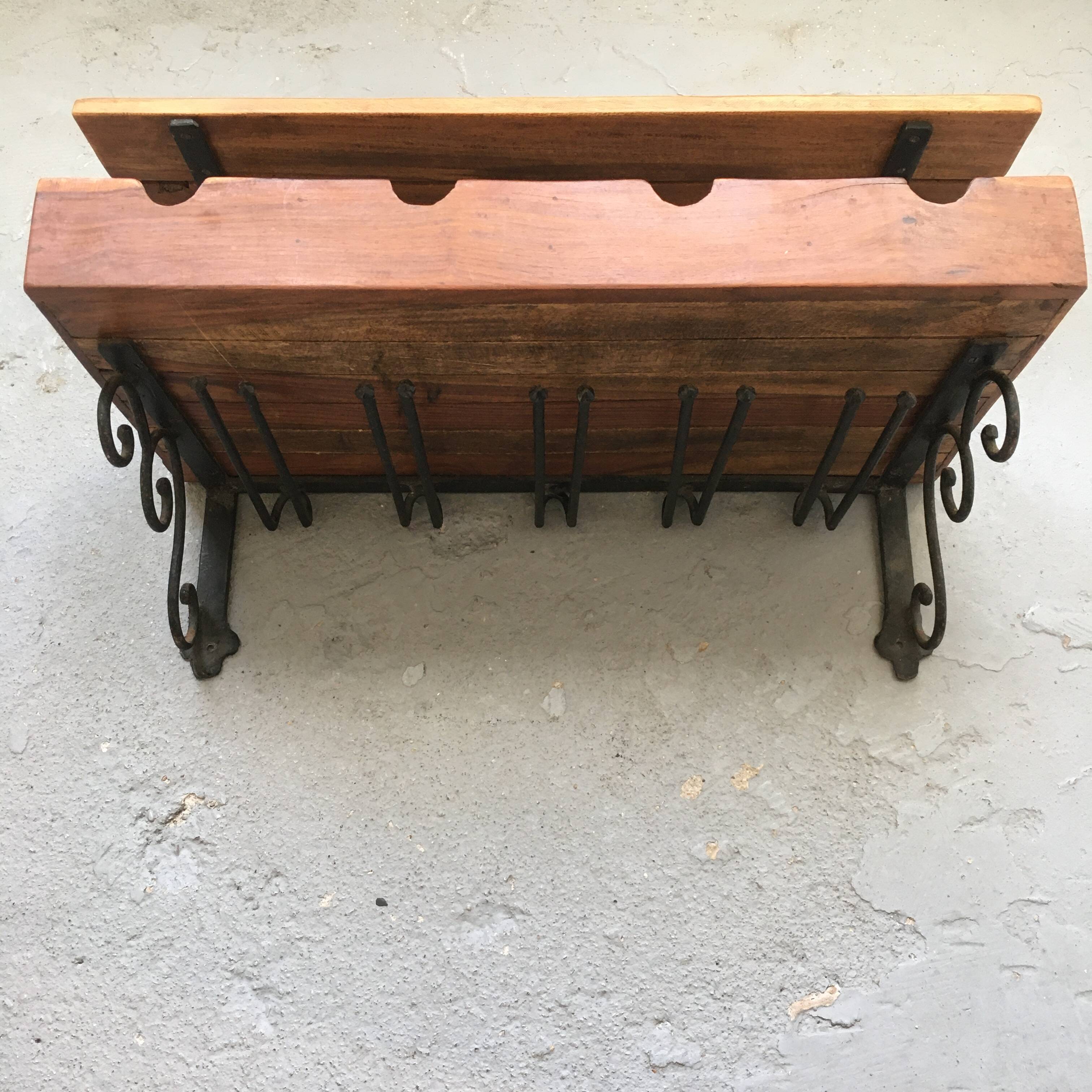 Shelf for glasses and cutlery