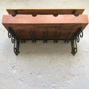 Étagère pour verres et couverts