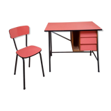 Red vintage desk and its chair