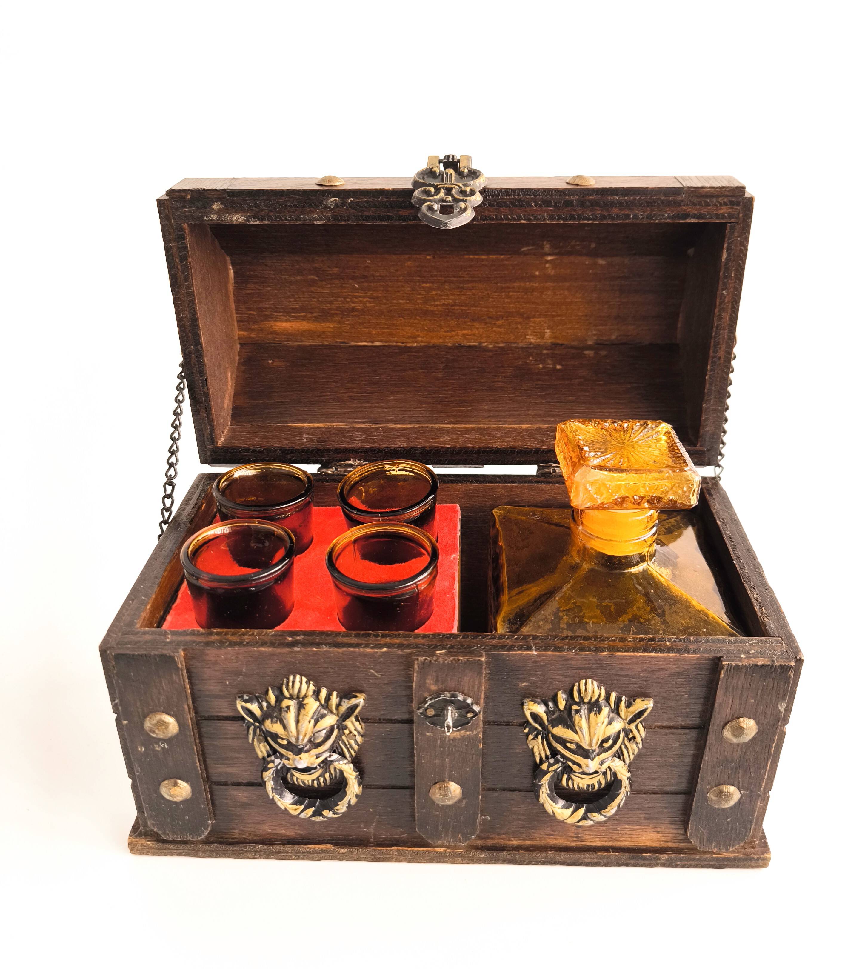 Cofre licorera francés Mid Century