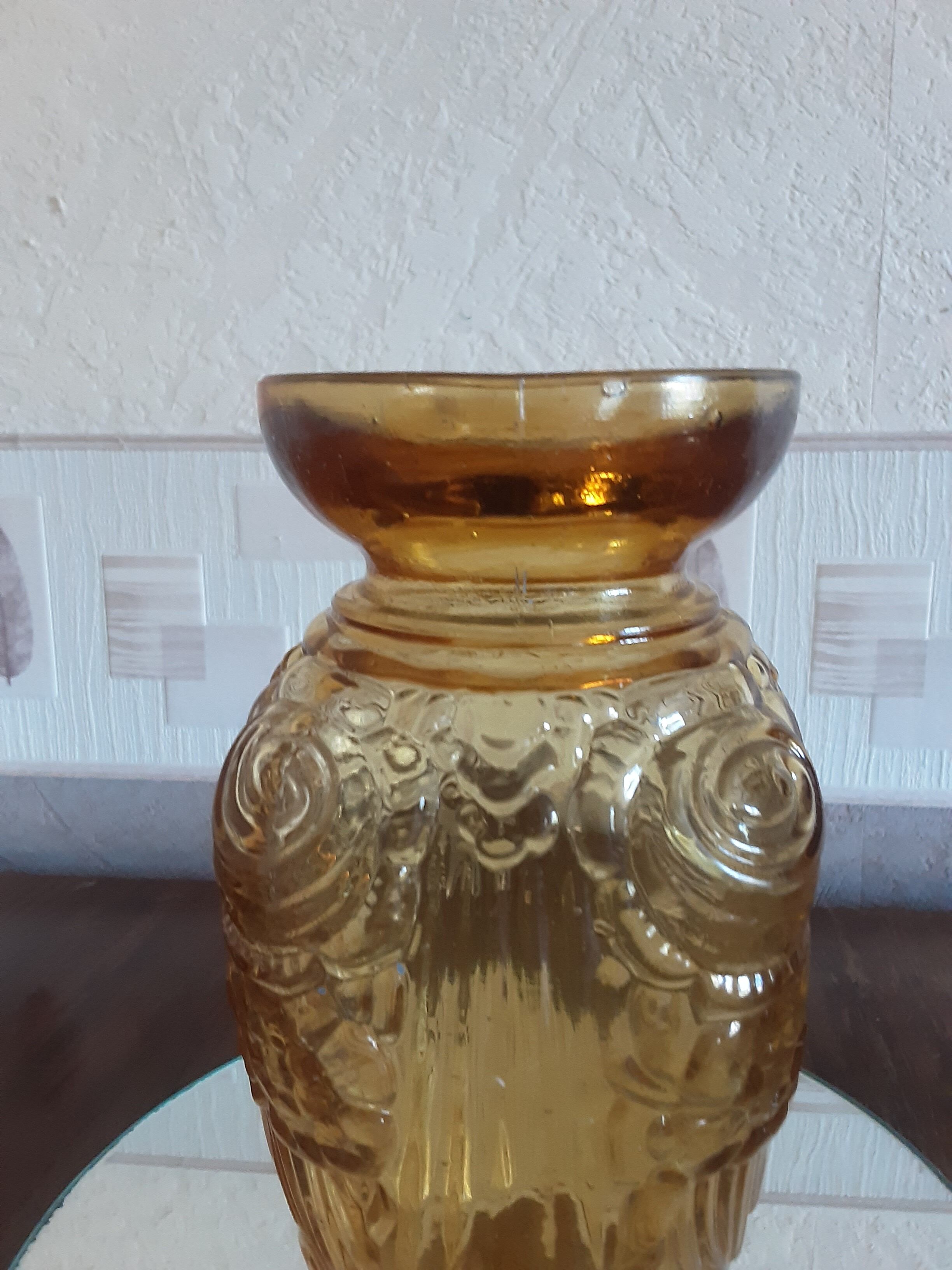 Art Deco vase amber glass