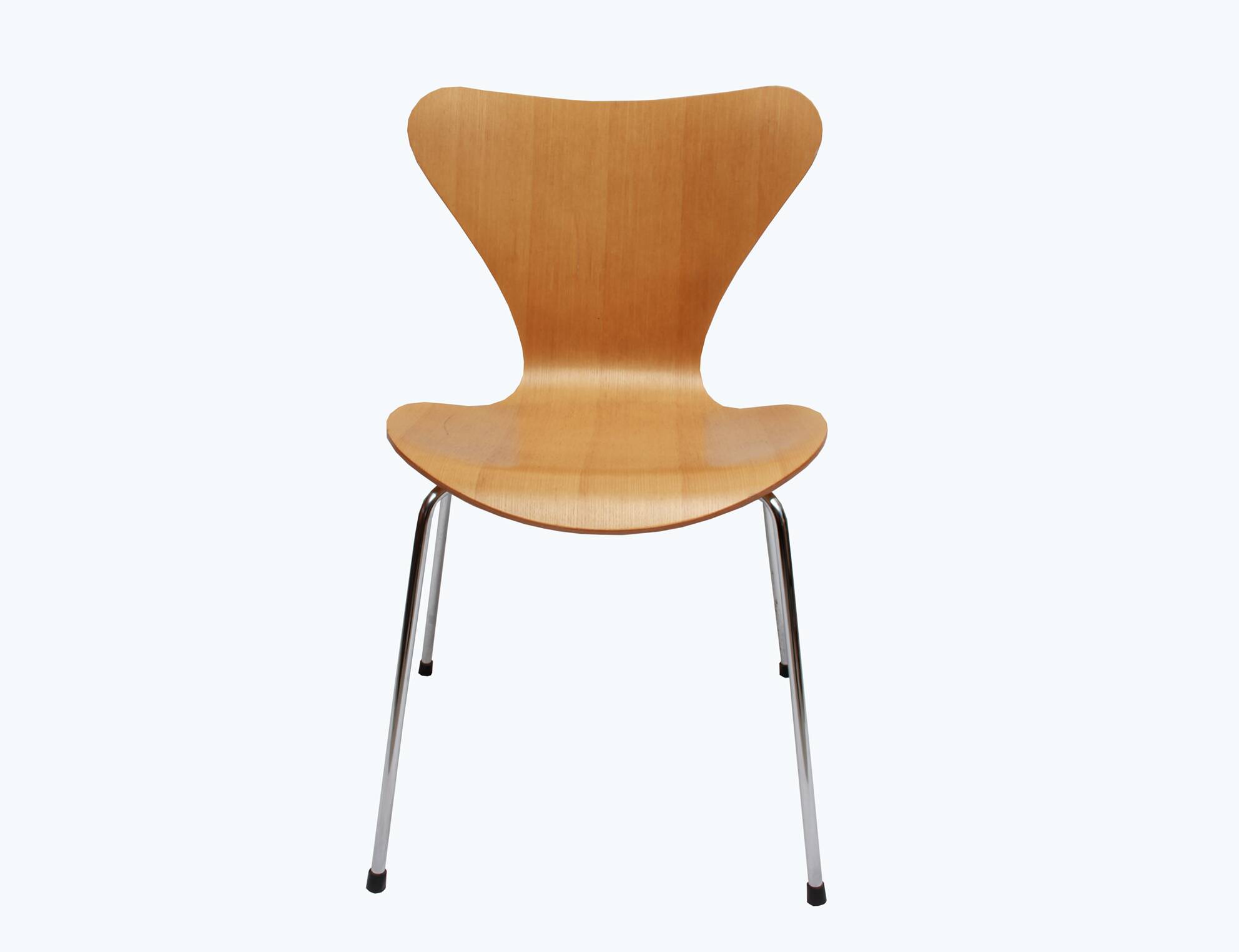 design chair 3107 Arne Jacobsen in ash