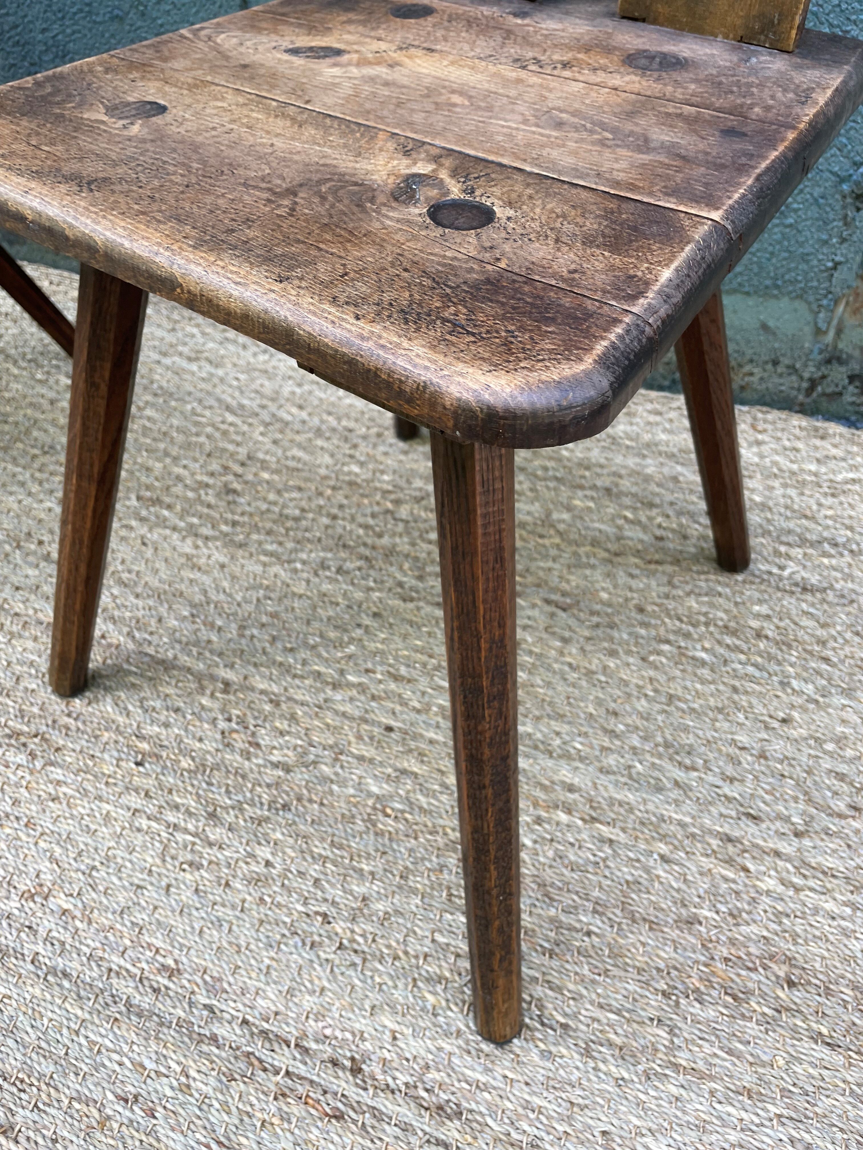 Pair of chairs made of vintage wood