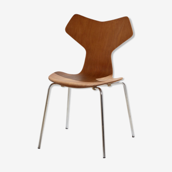 Chaise Grand Prix 3130 par Arne Jacobsen pour Fritz Hansen