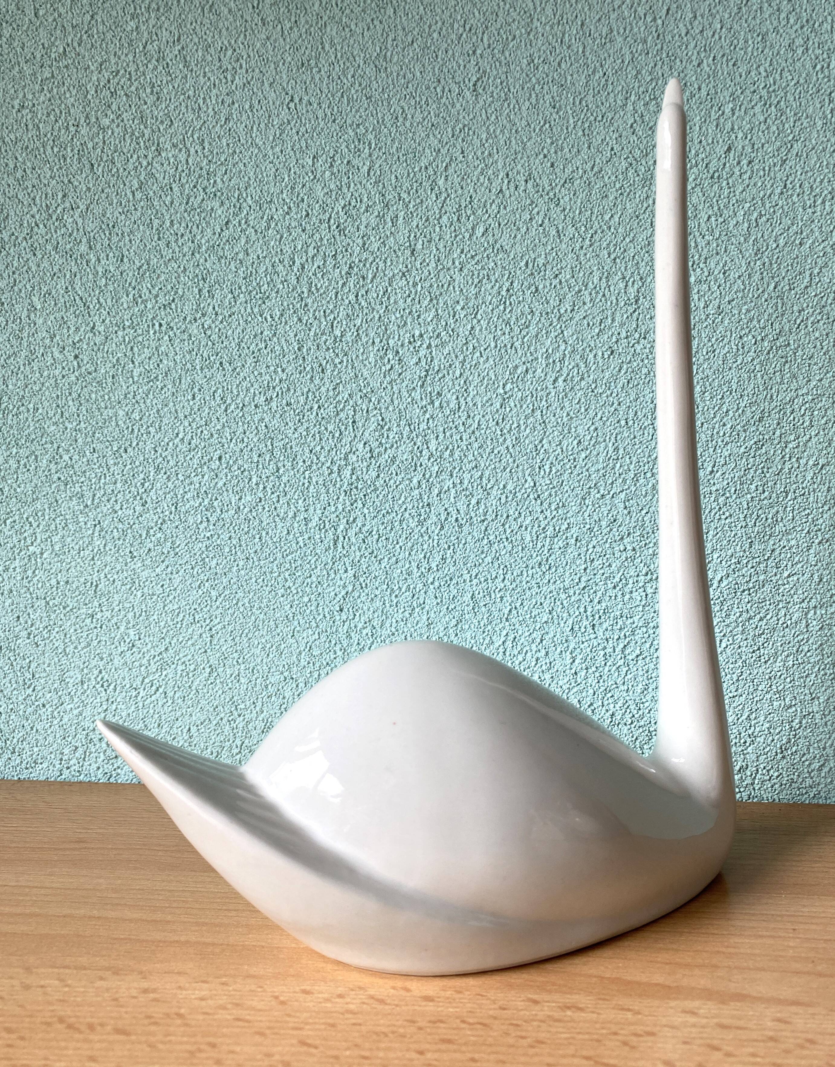 Figurine cygne Royal Dux années 1960