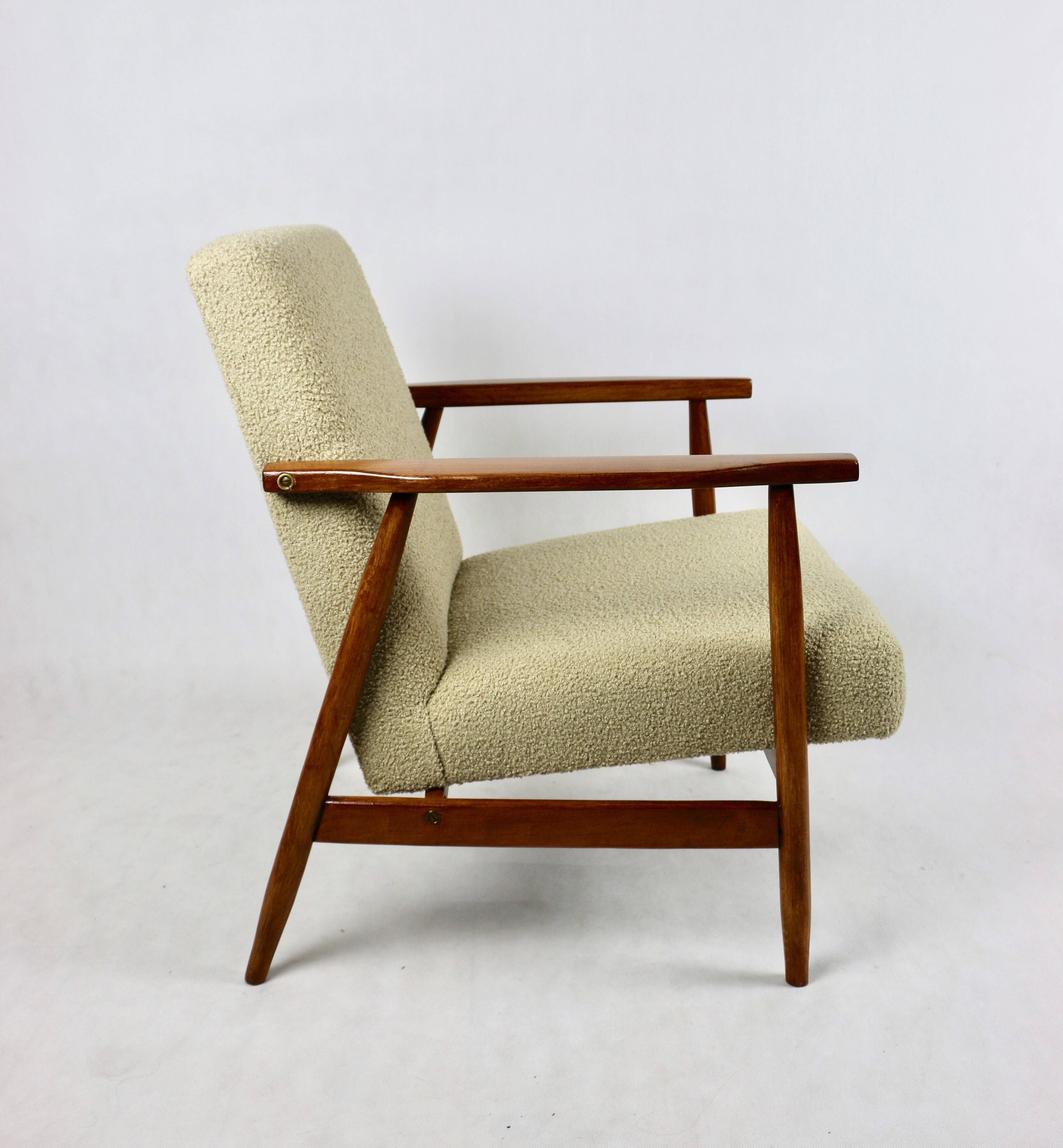 Vintage Beige Easy Boucle Chair, 1970s