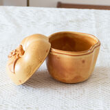 Artisanal box in raw stoneware in the shape of an apple
