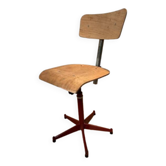 Old designer architect chair from the 50s and 60s vintage star base
