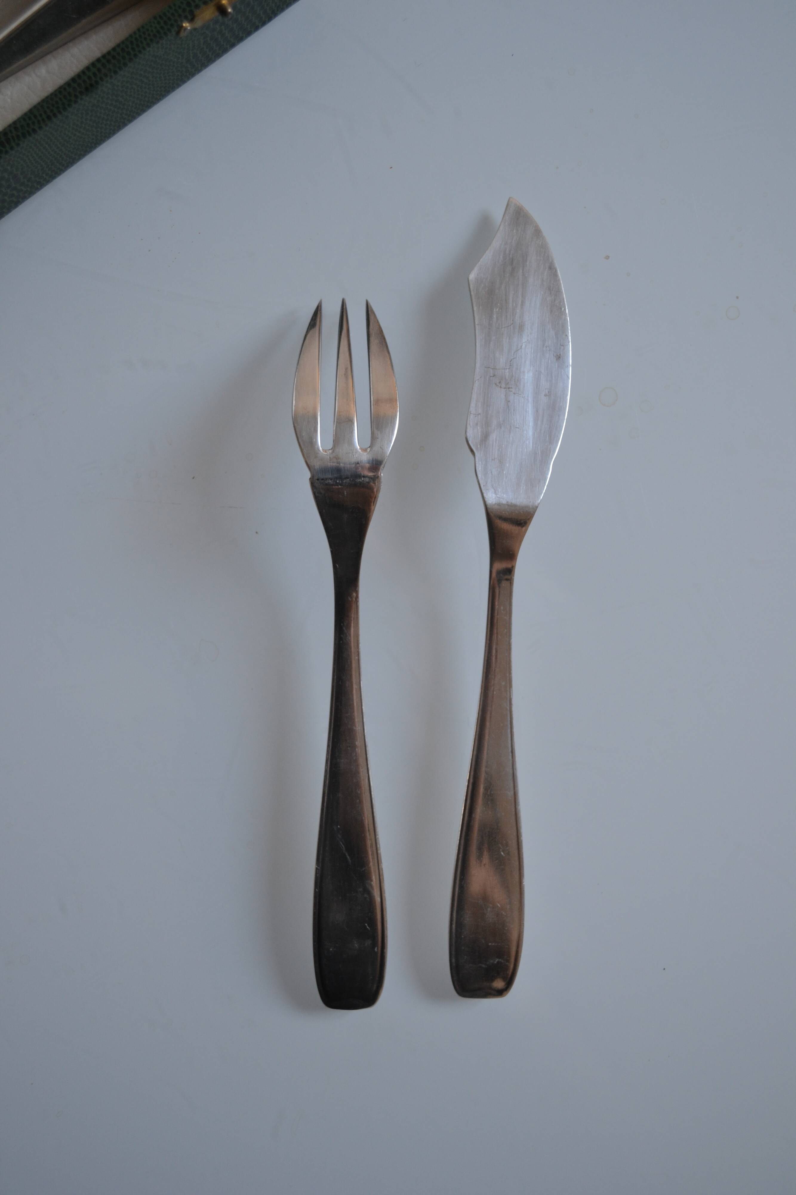 SOH 24-piece silver-plated fish set