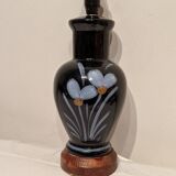 Very nice vintage lamp to lay in excellent hand-painted condition