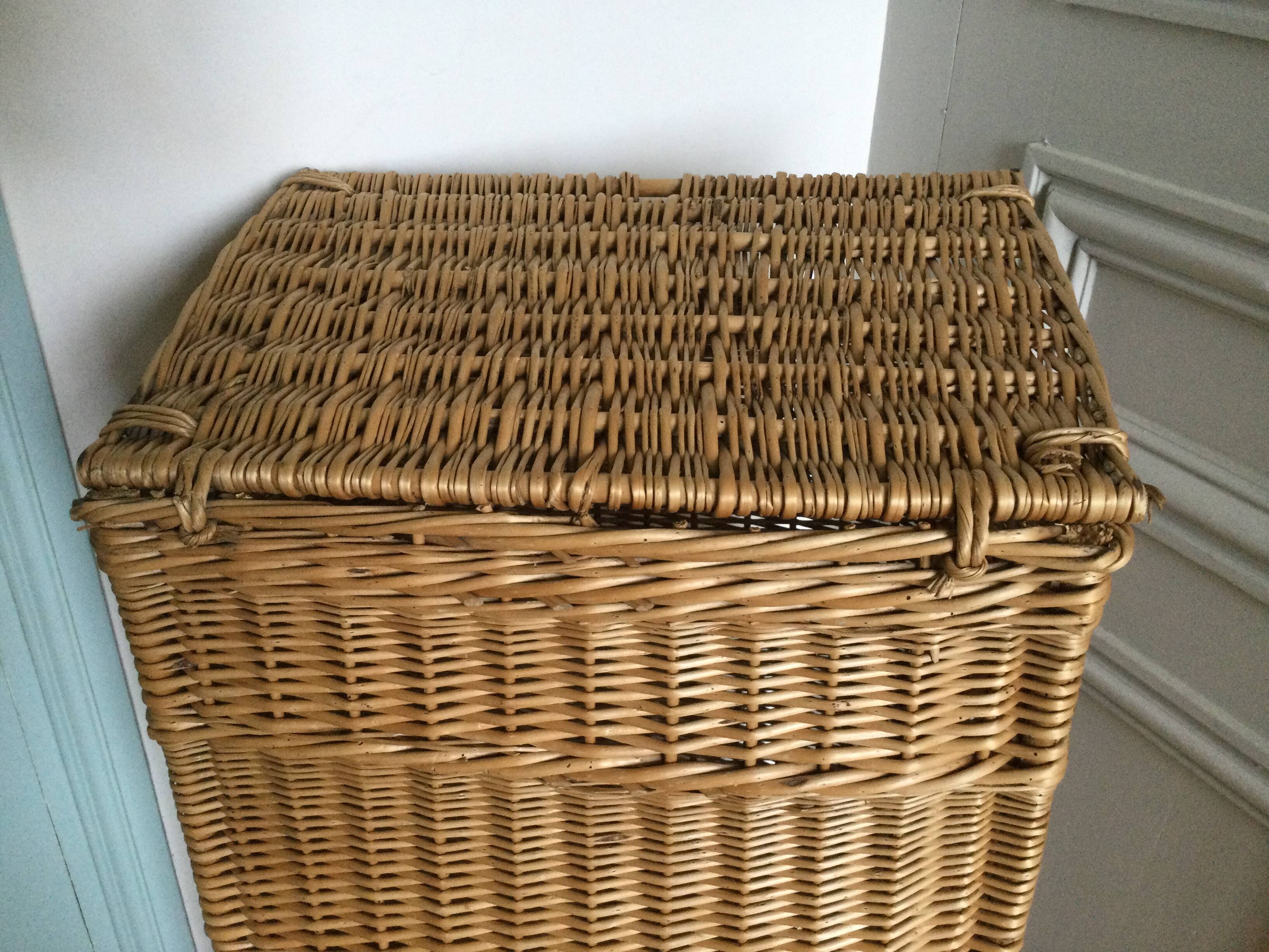 Large laundry basket