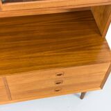 Buffet en teck avec portes en verre par Brouer Møbler, années 1960.