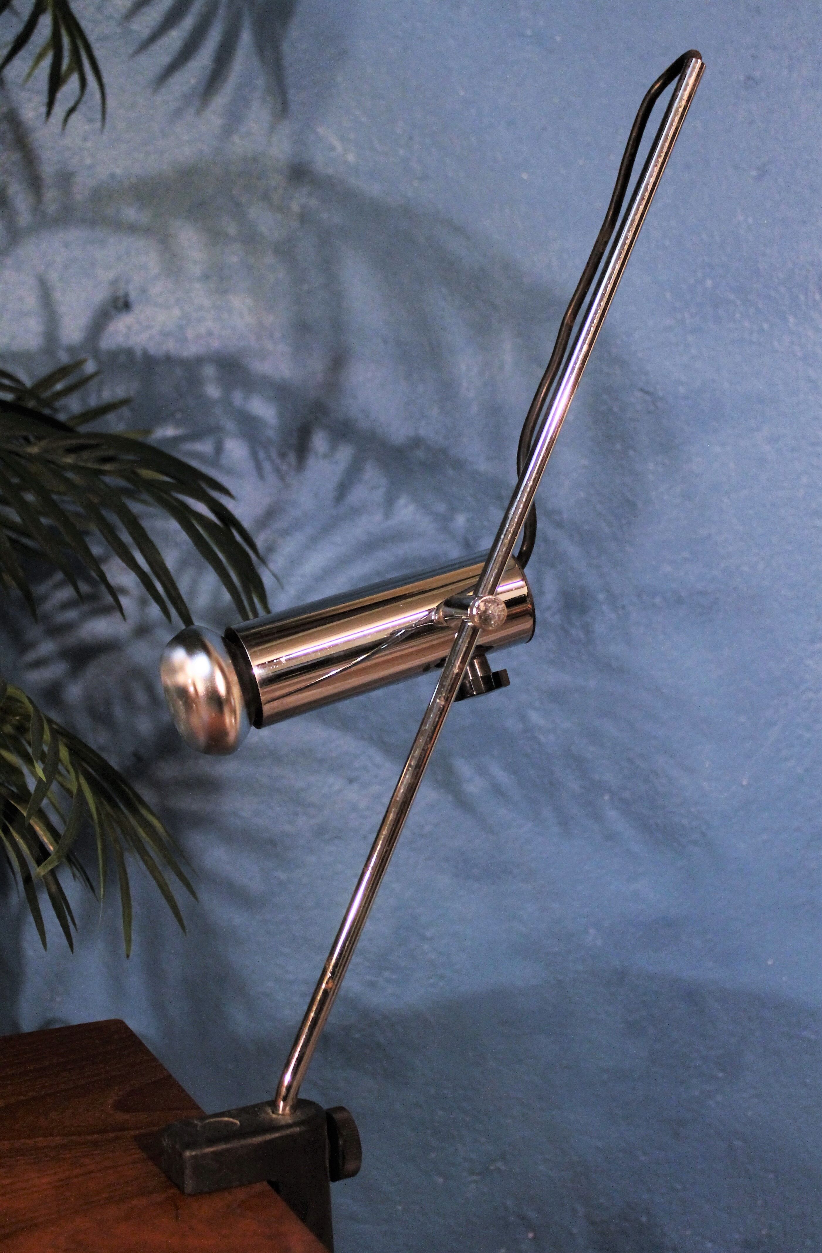 Italy arm sconce 1980