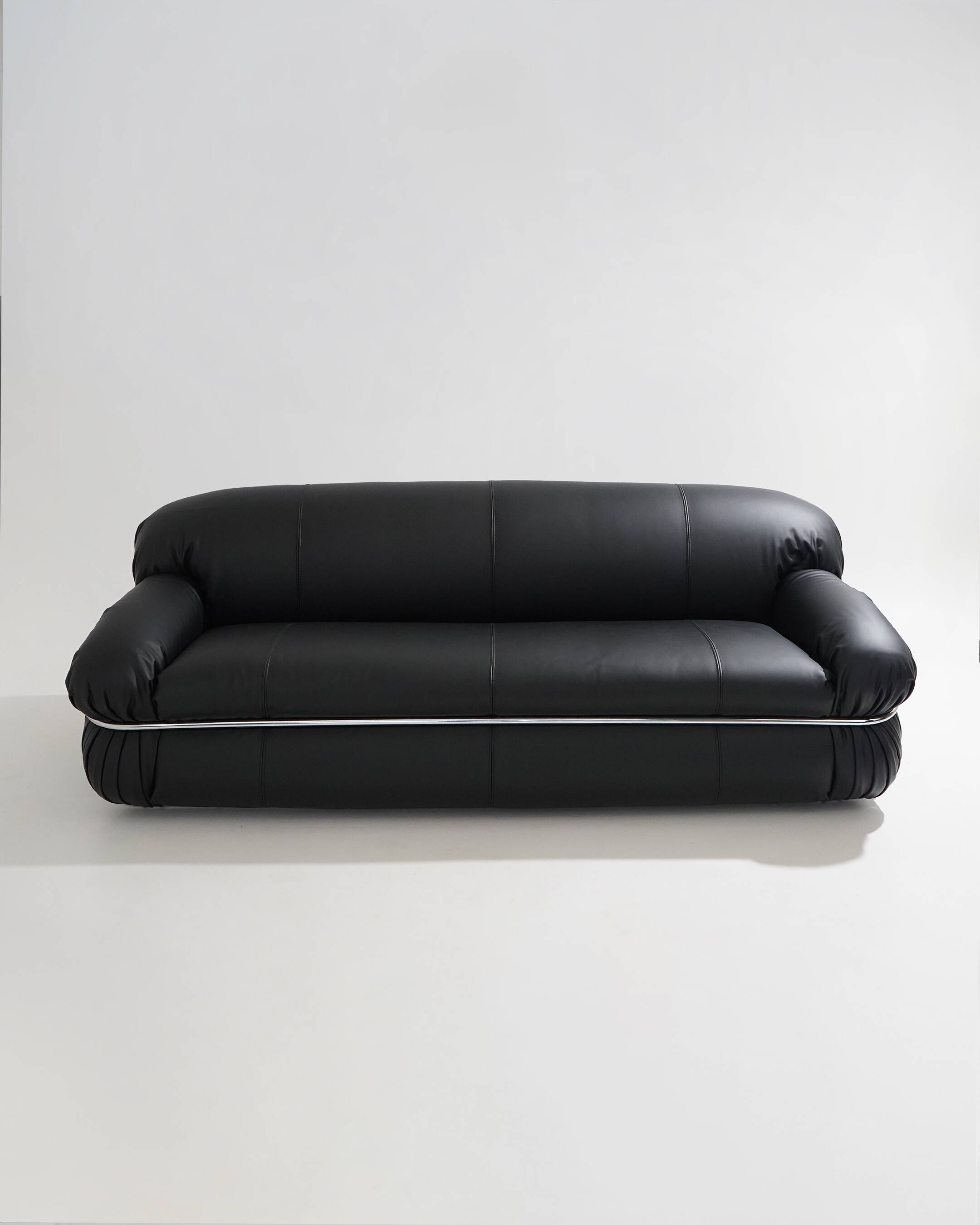 Canapé 3 places modèle "Luisa" par Ico e Luisa Parisi pour Comfort, années 1970