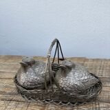Duo of salt shaker and pepper in the shape of a bird in silver metal and its basket