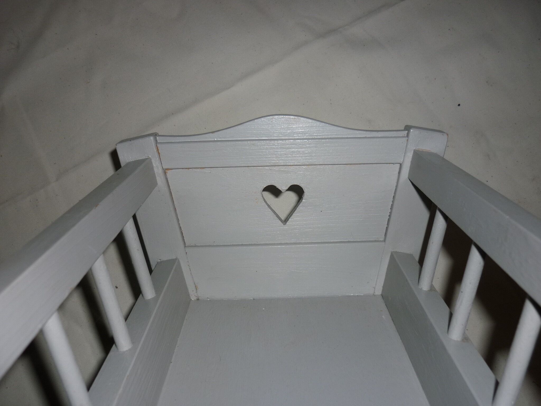 Rocking doll bed