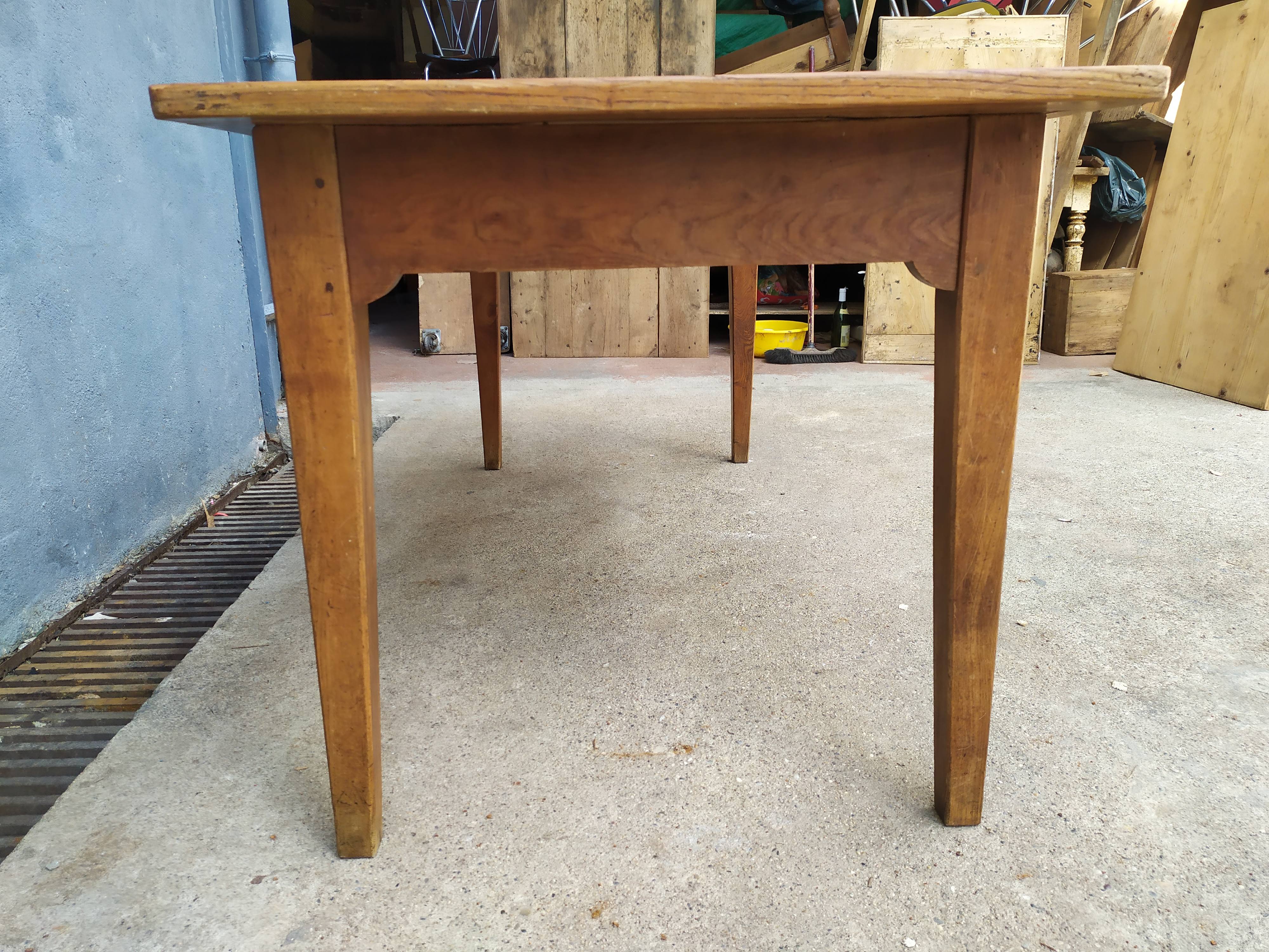 Table de ferme en chêne