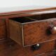 Antique mahogany English chest of drawers from 19th century with 5 drawers