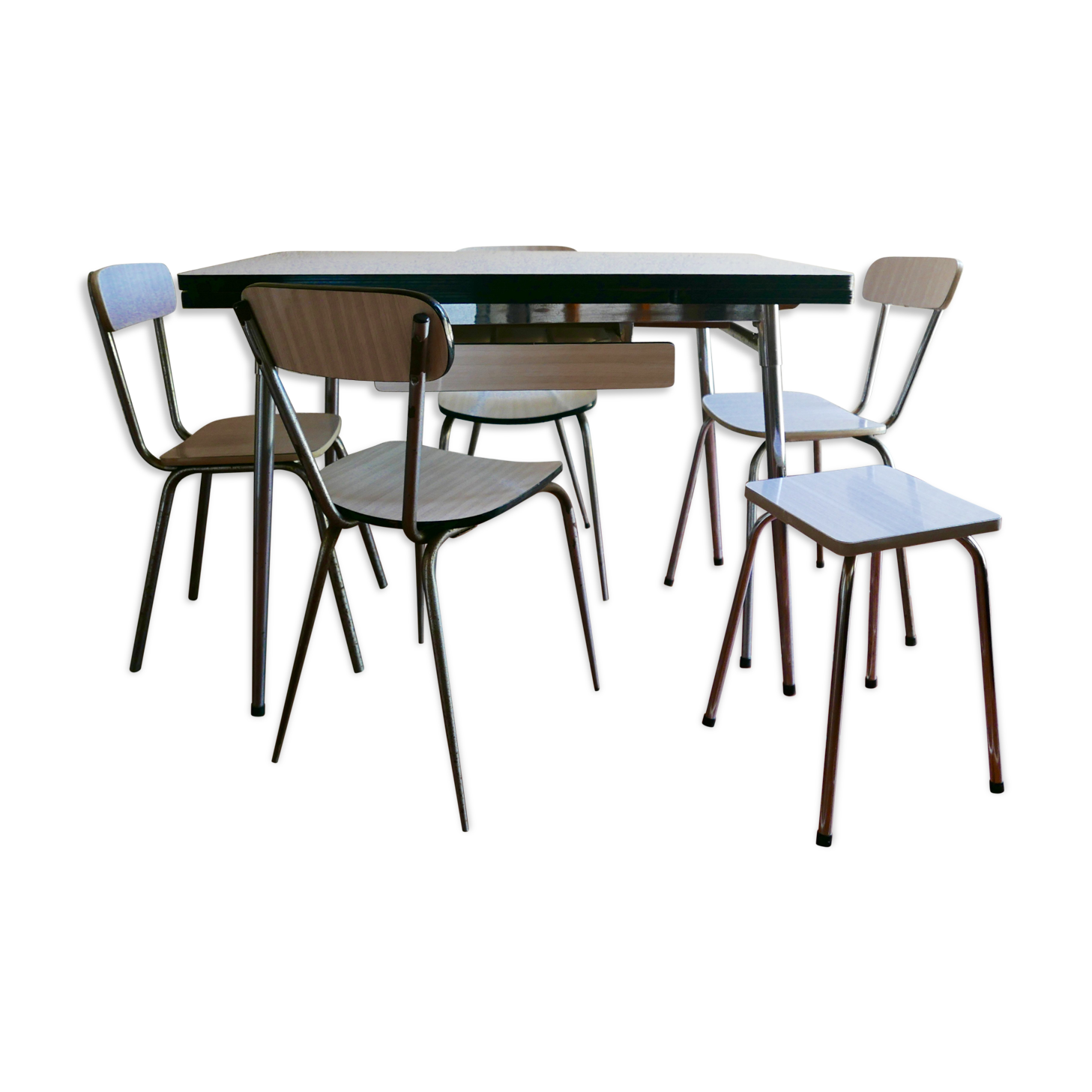 Dining table and chairs in formica white whole