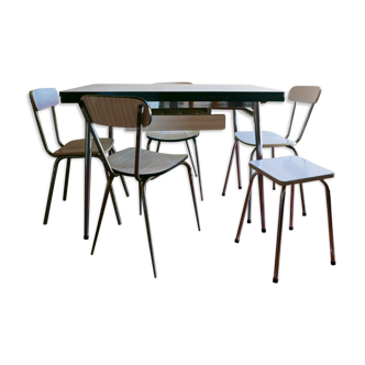 Dining table and chairs in formica white whole