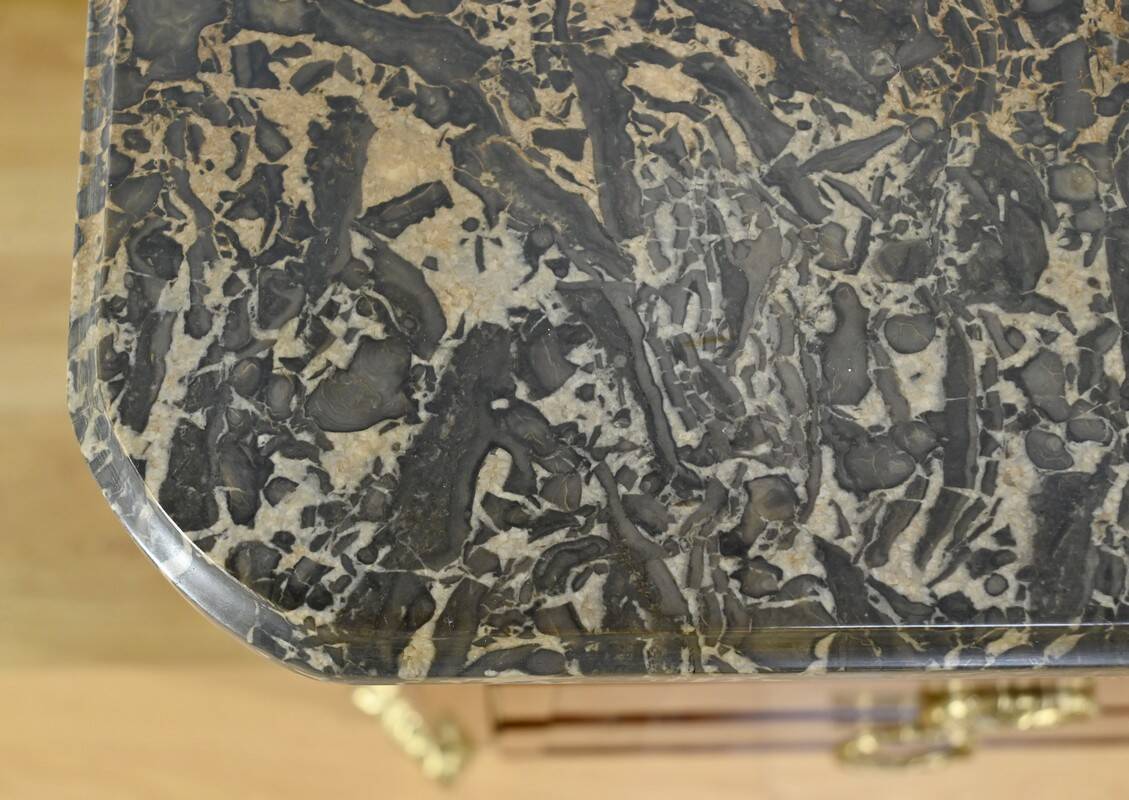 Rare mahogany commode, Louis XVI period – 2nd half of the 18th century.