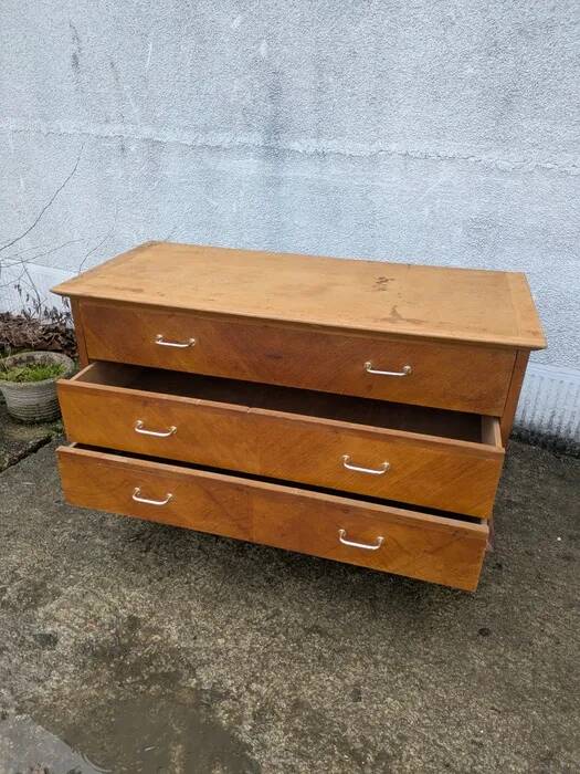 Vintage chest of drawers
