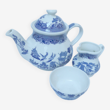 Churchill English porcelain tea set