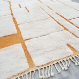 Handwoven natural wool rug, size 1.4/2.6 m.