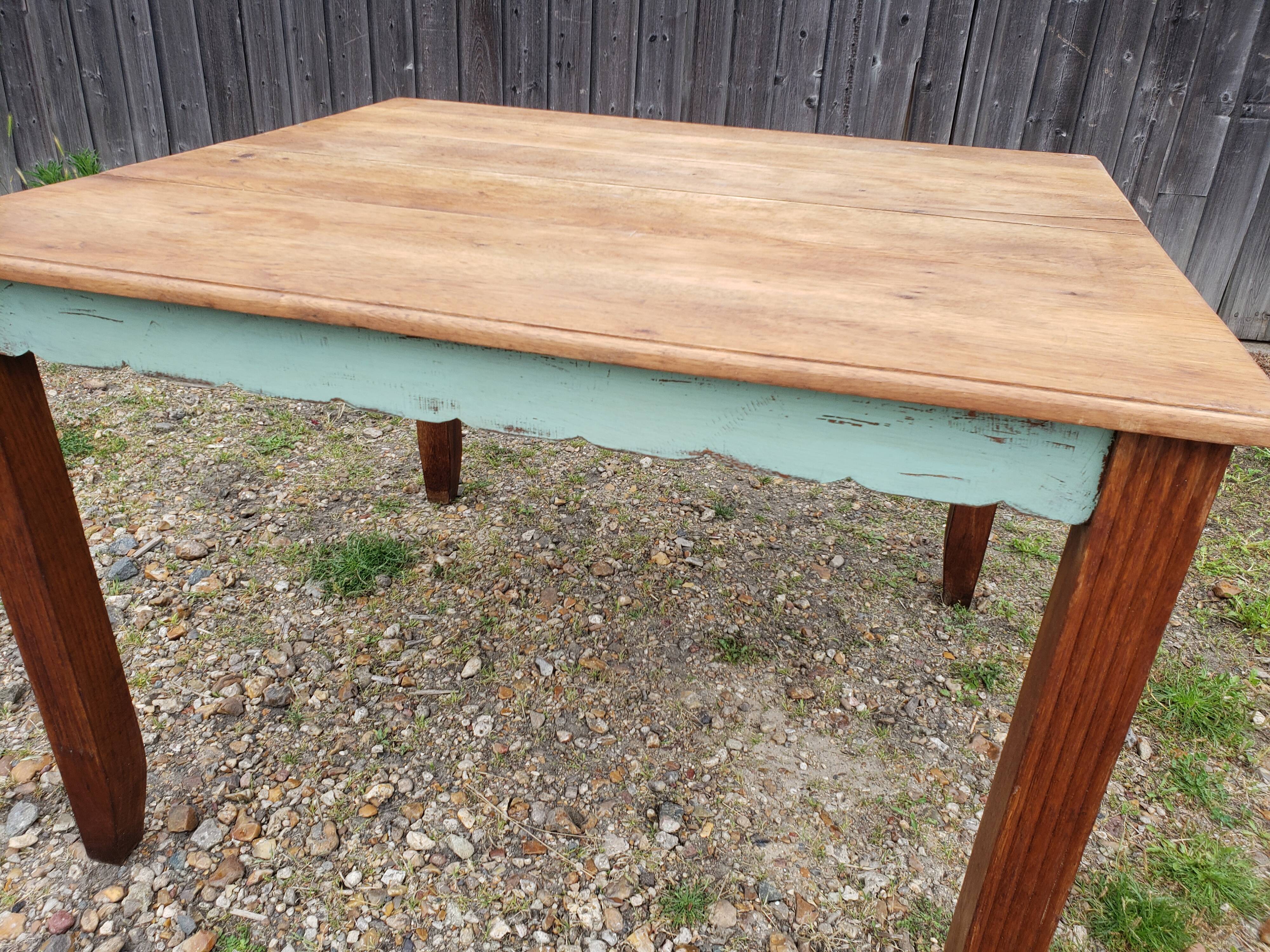 Table and chairs art deco wood and pastel