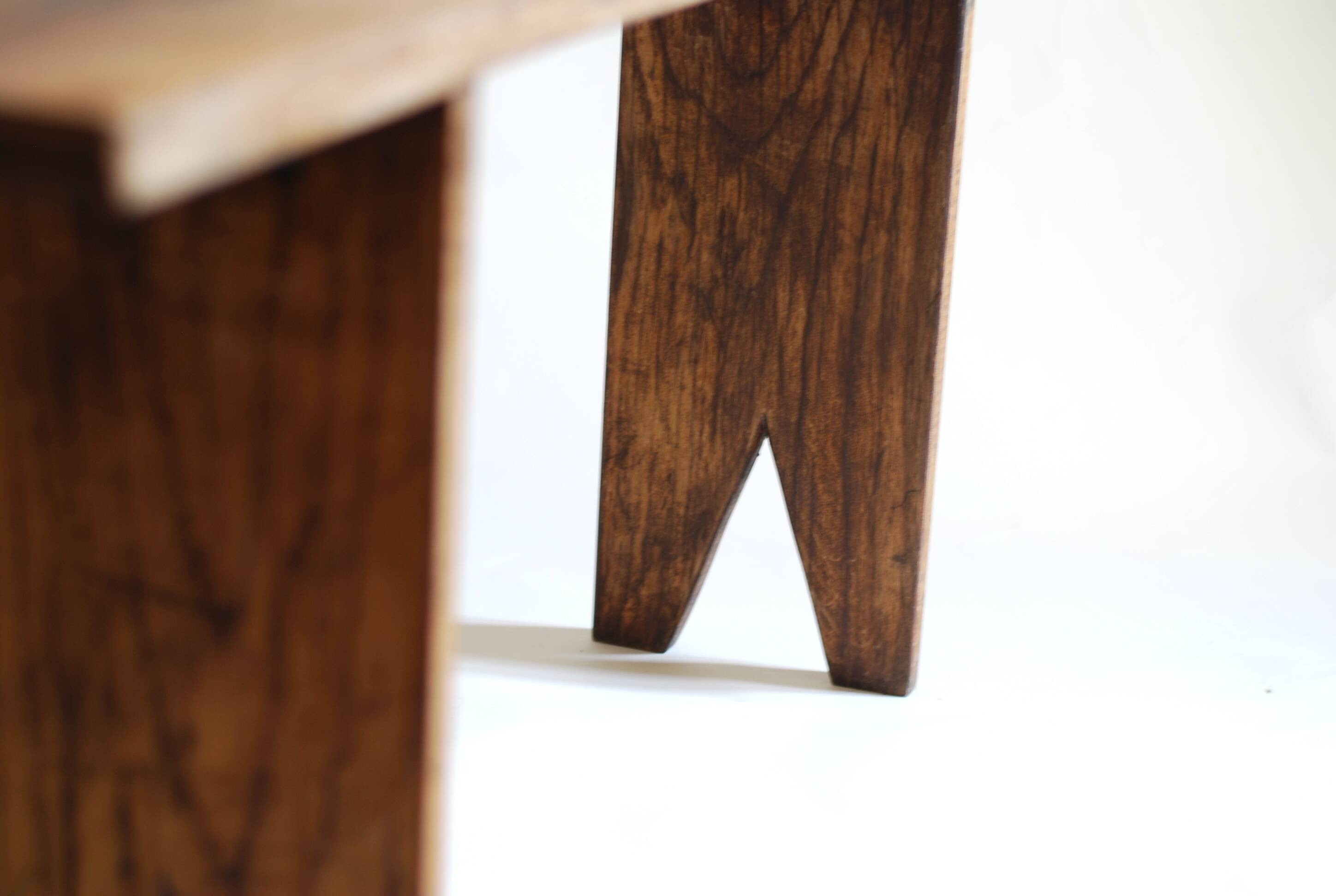 Farm bench in chene
