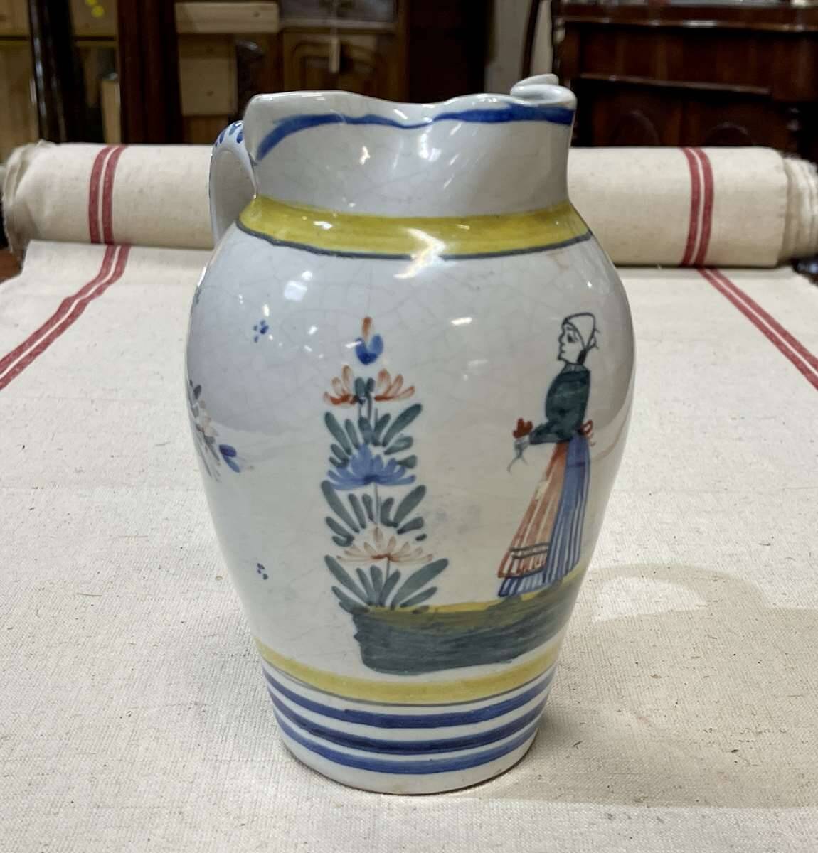 Pichet en faïence de Quimper HR du début XXème