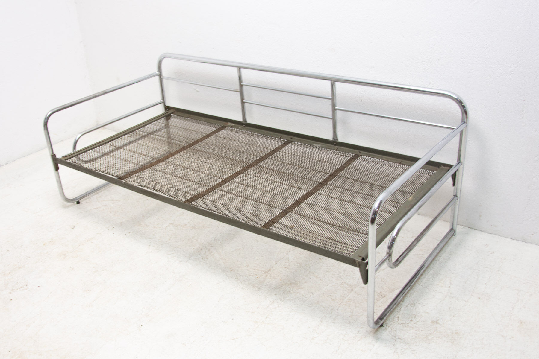 Tubular steel Bauhaus sofa, 1930´s, Bohemia