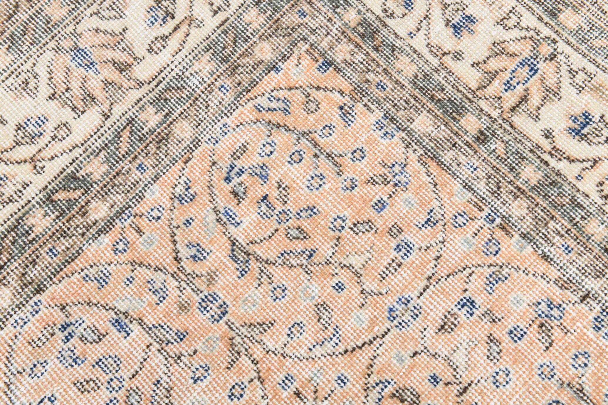 7x11 Shades Of Tan Beige Persian Rug, 220x335Cm