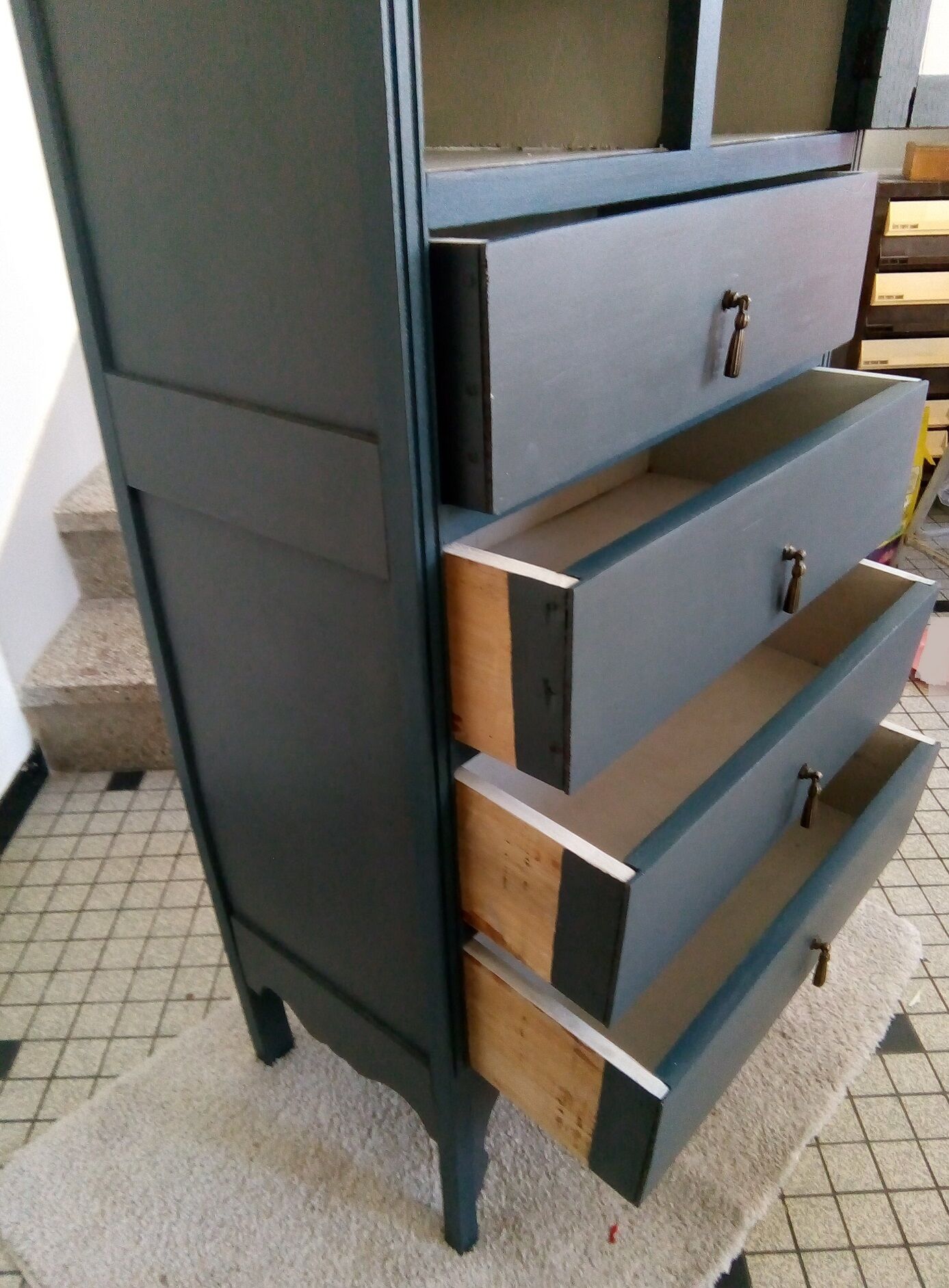Napoleon 3 cabinet with drawers