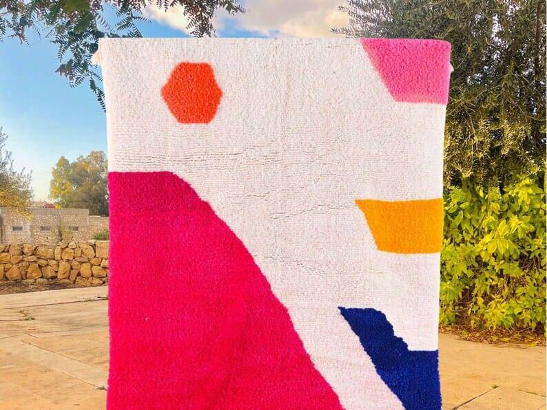 Moroccan Atlas Berber rug size 150 x 250 cm