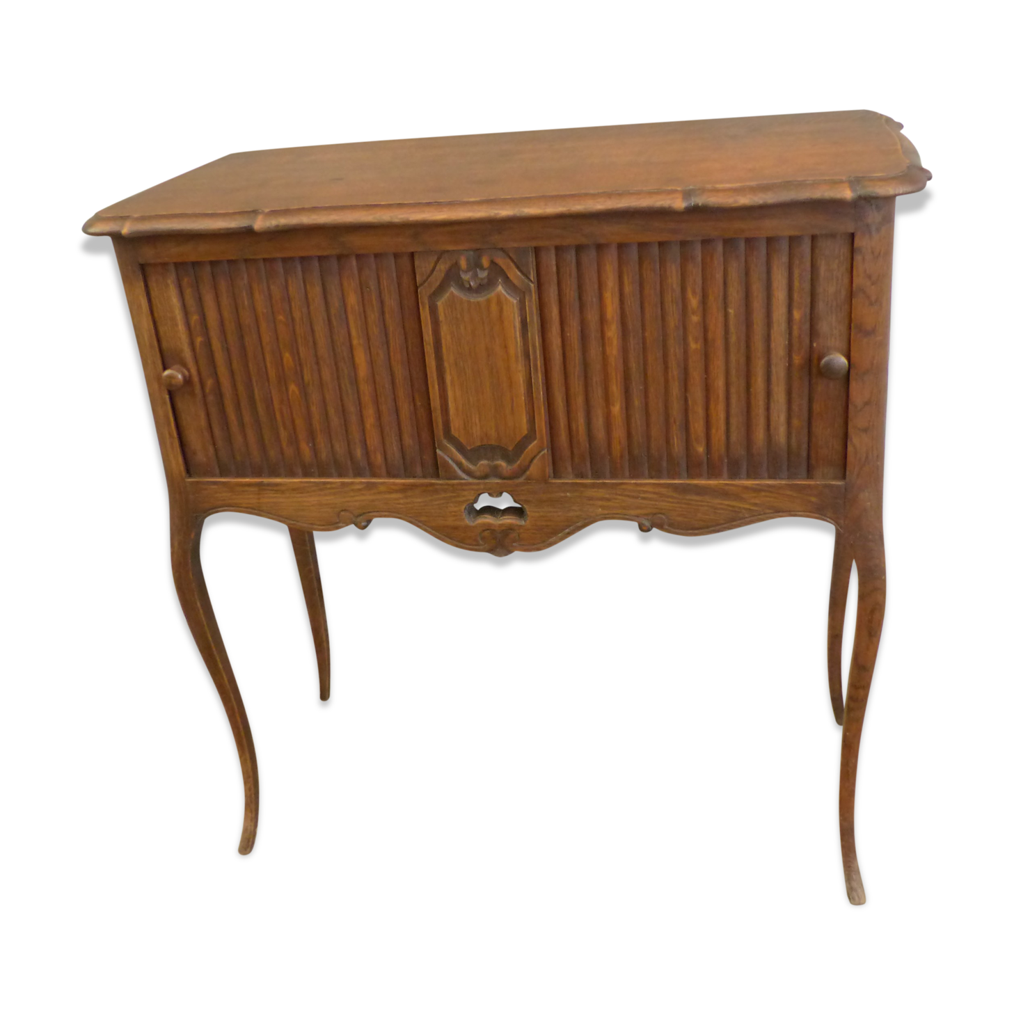 Piece of furniture with two Louis XV-style curtains.