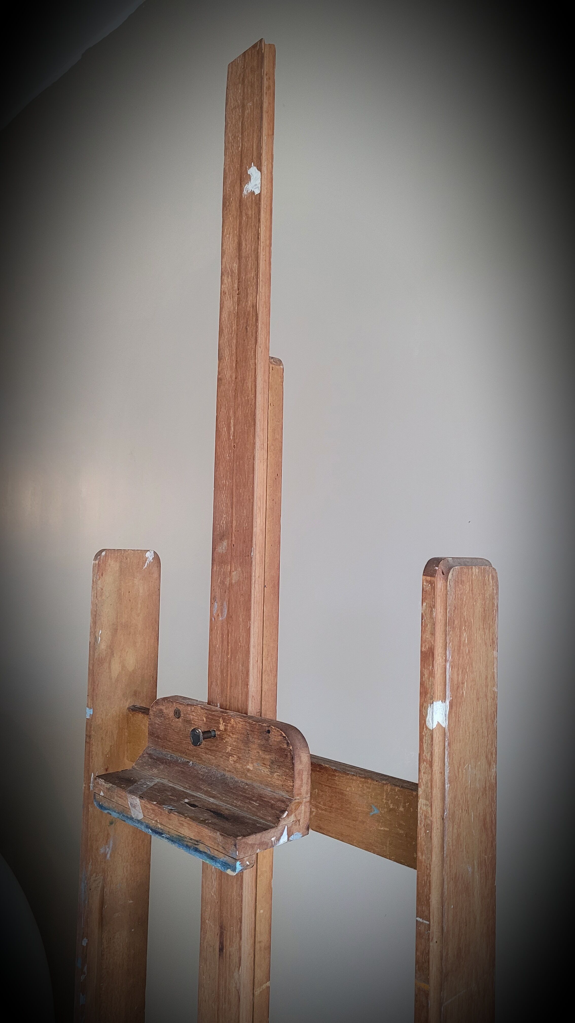 Belgian painter easel