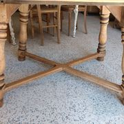 Table avec rallonges intégrées rénovée