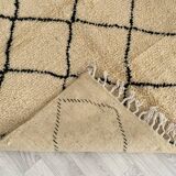 Handmade wool berber rug 196 x 135 cm