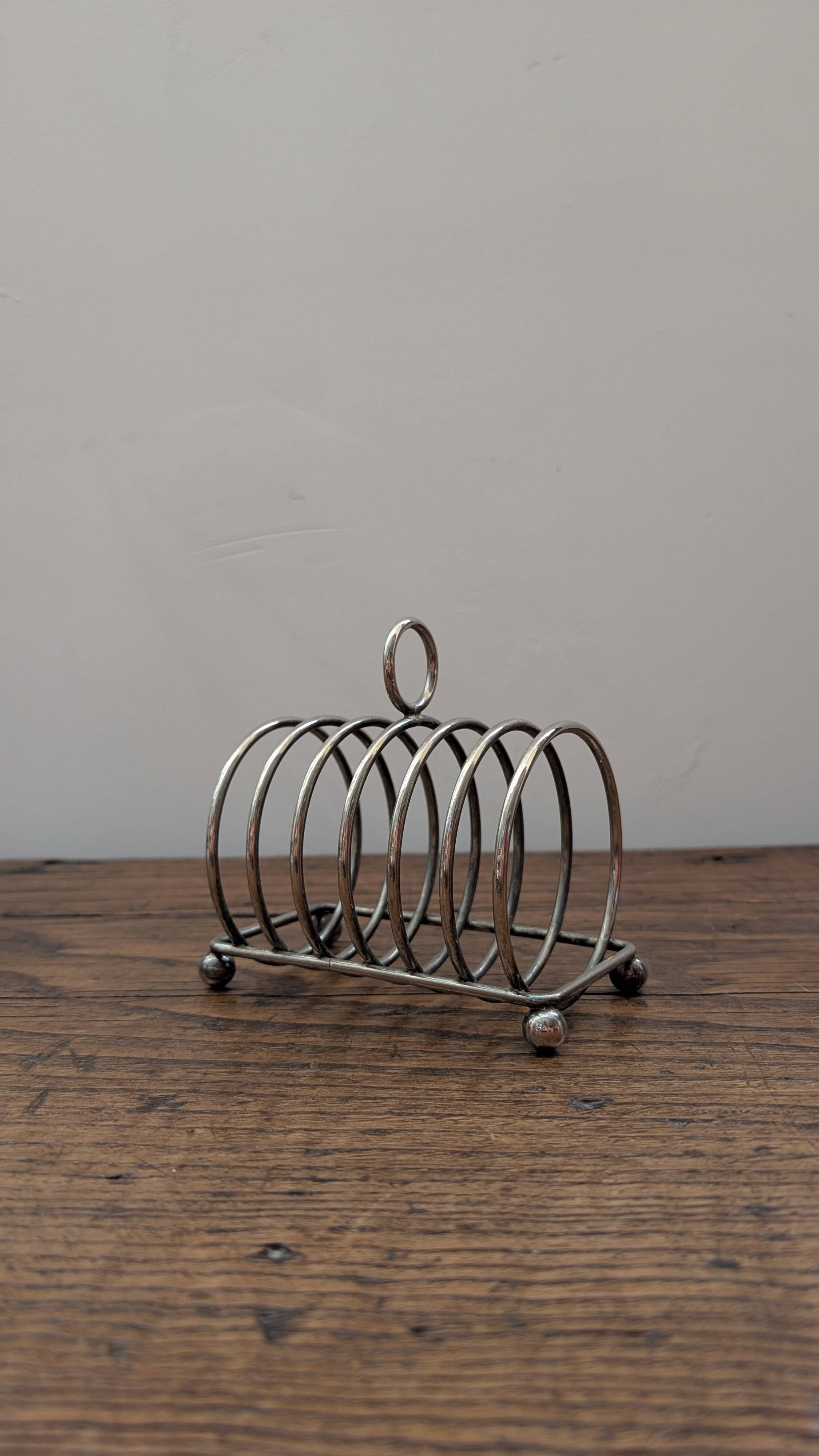 Vintage chrome metal toast rack with spirals