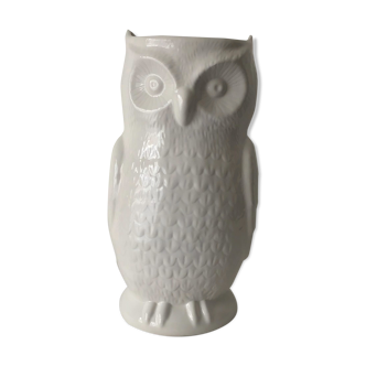 White owl umbrella door