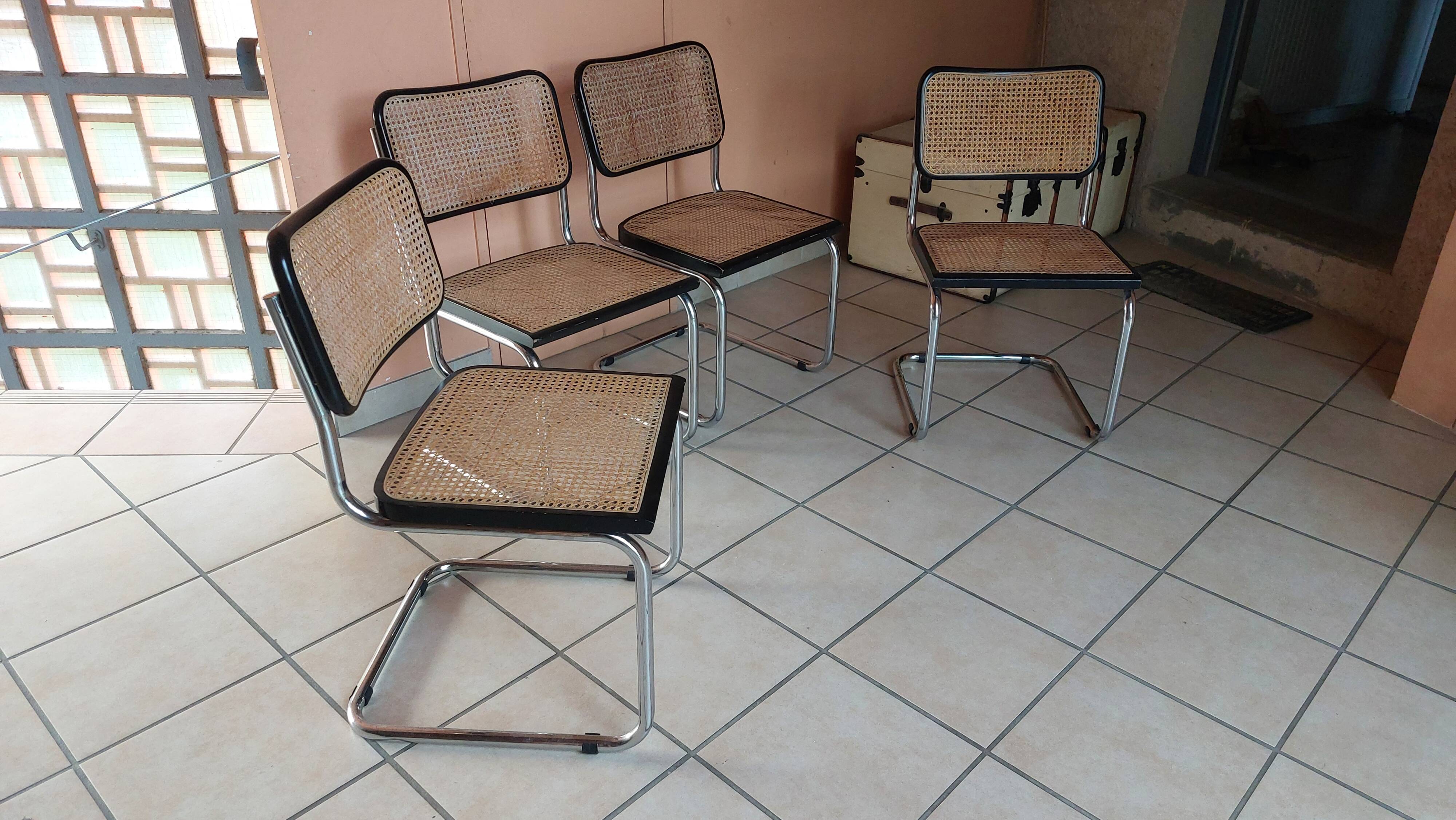 Set of 4 Cesca B32 chairs