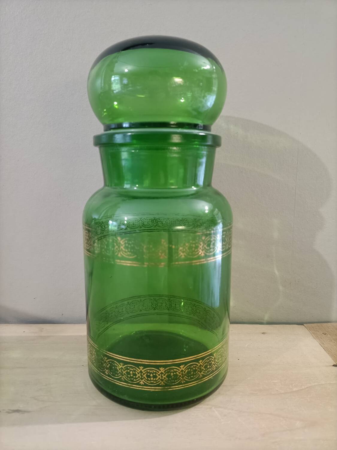 Green retro glass candy box