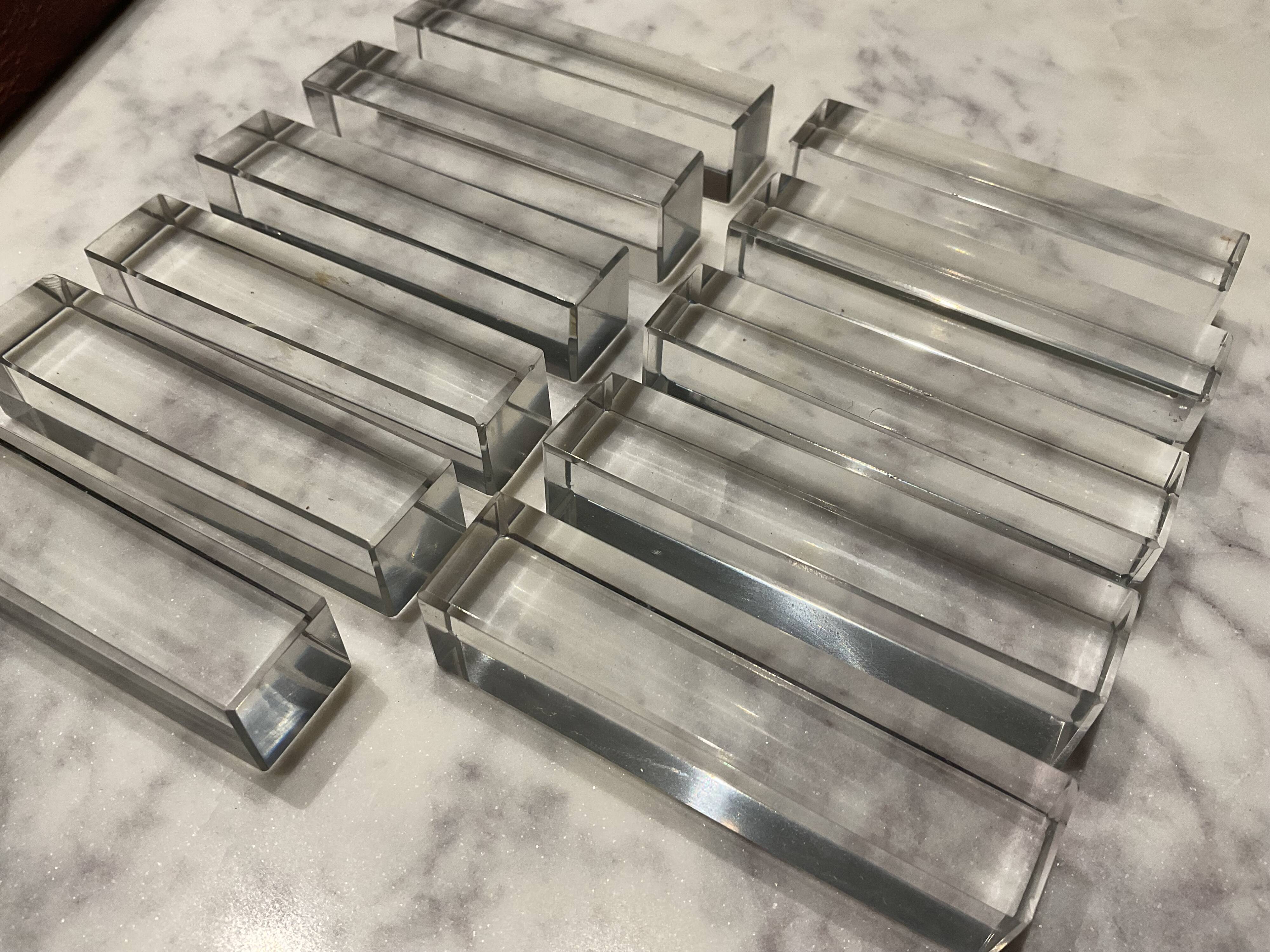 11 crystal knife rests. Vintage